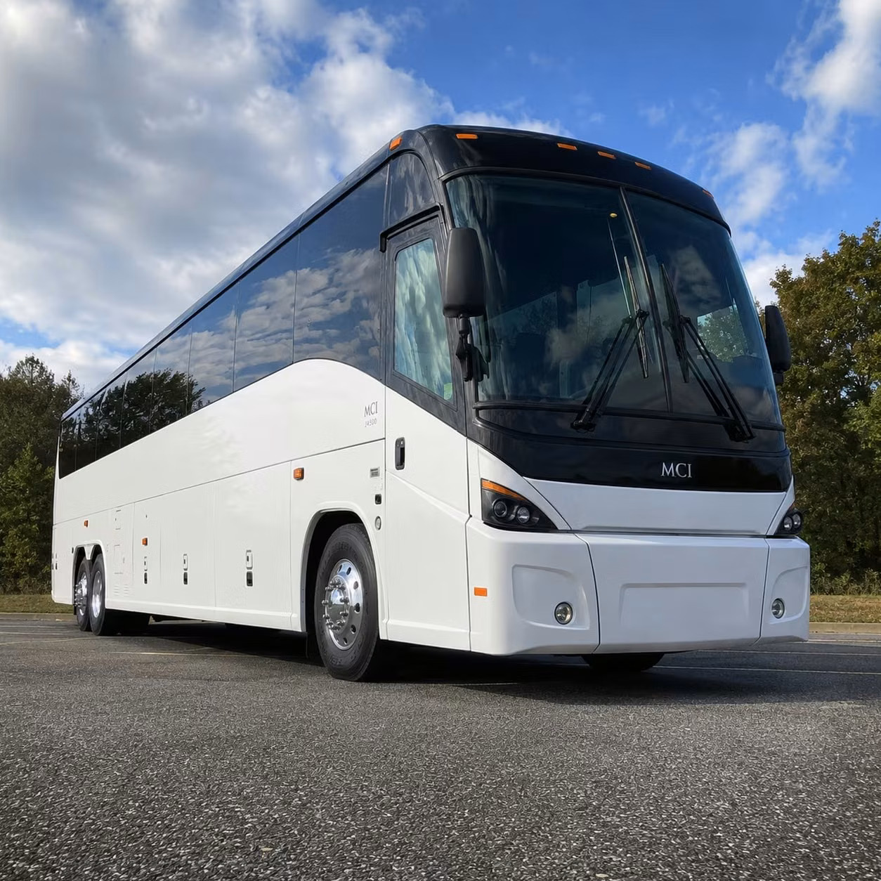 corporate commuter shuttles between savannah s office parks and downtown