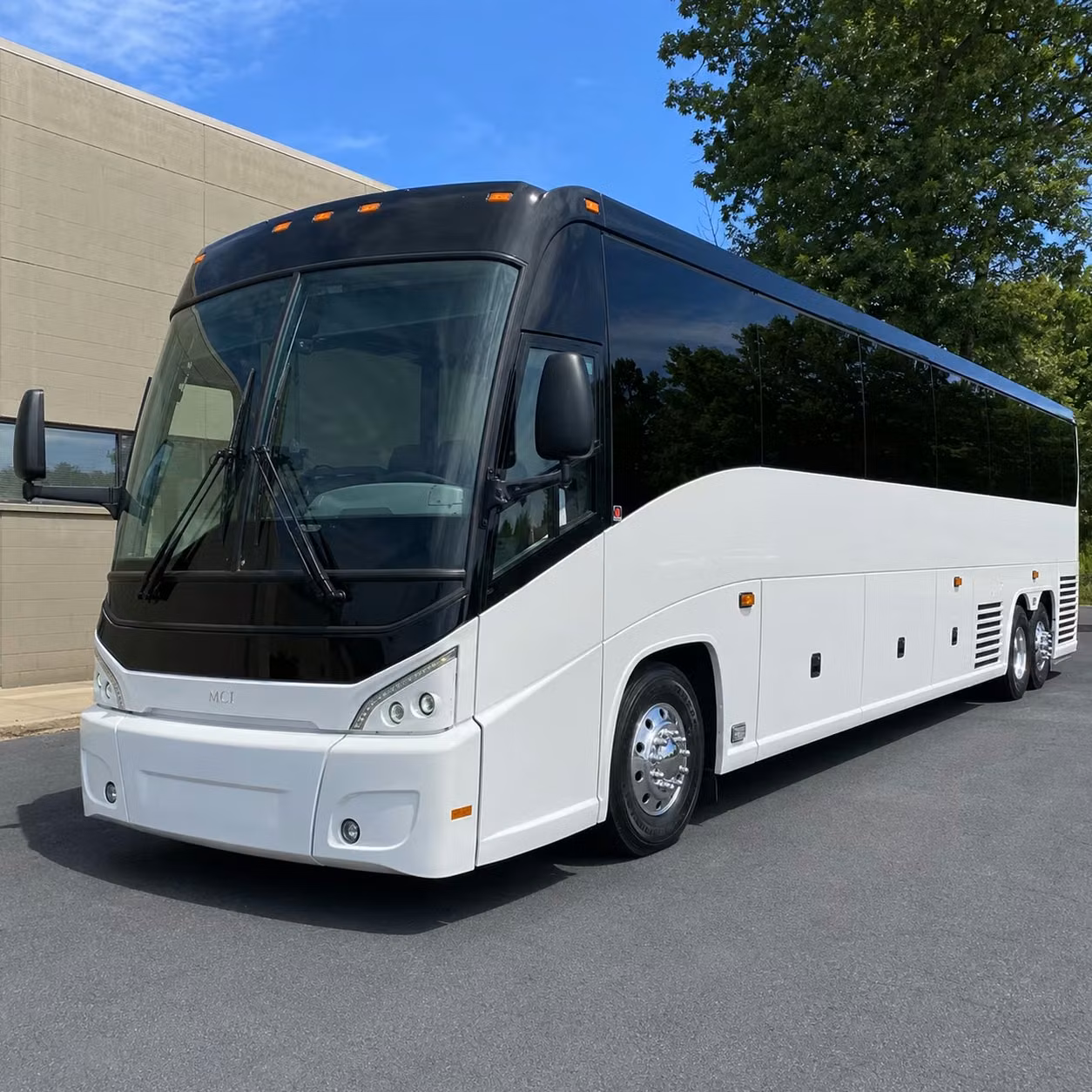long distance wedding guest shuttles from savannah to nearby coastal destinations