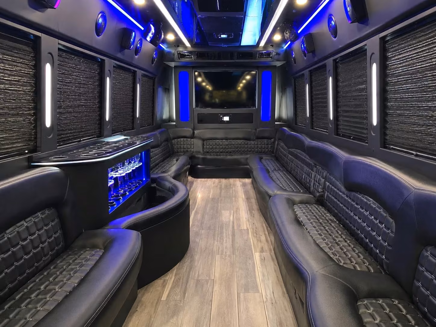 savannah bachelorette party bus rentals for the ultimate girls night out