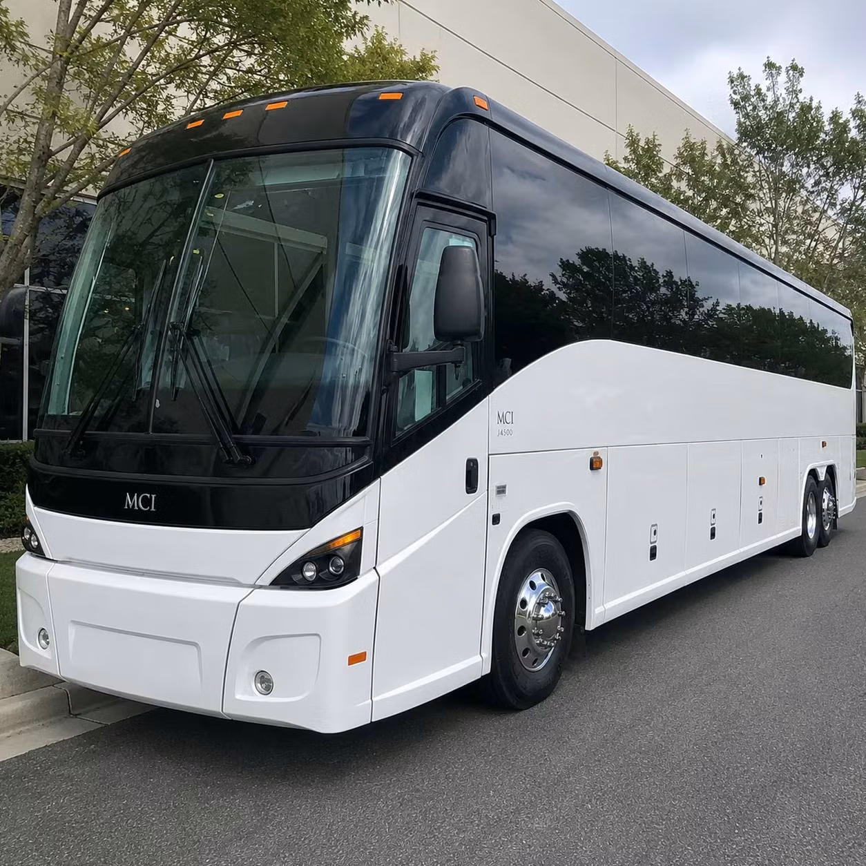 shuttle savannah s port and industrial workforce with reliable daily transportation